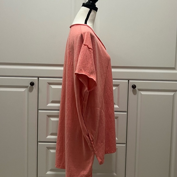 FREE PEOPLE MOVEMENT CITY VIBES TEE - MARASCHINO - Picture 10 of 10